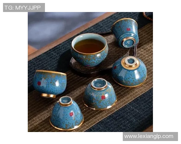 茶具之美：探索古今茶器文化的精髓与艺术传承